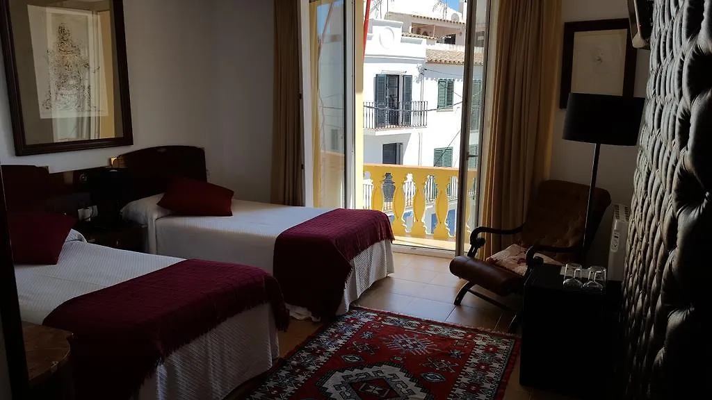 Hotel La Residencia Cadaques 2*,